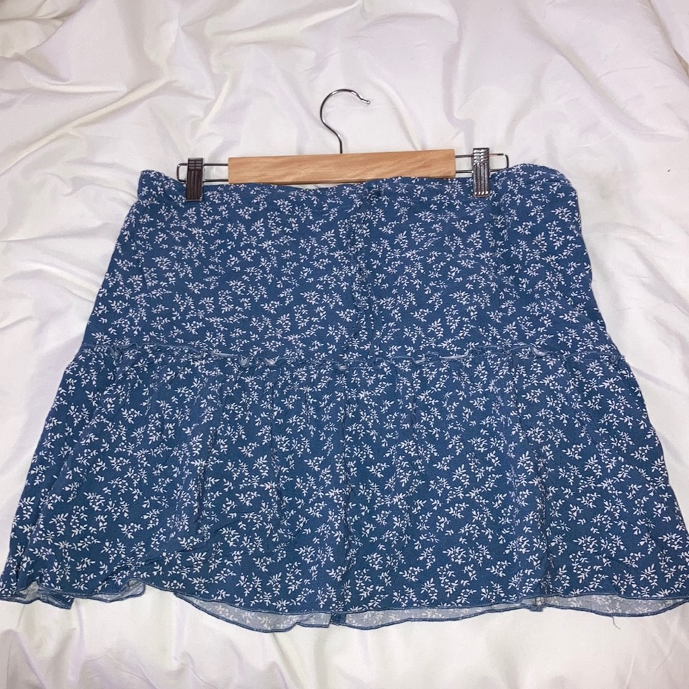 Brandy Melville blue floral skirt